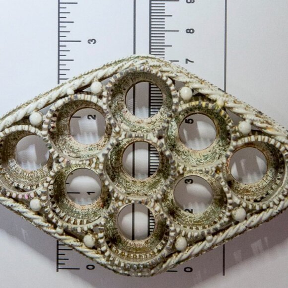 Vintage Florenza Lipstick Holder French White Enamel w/ Gold Ormolu BASK… - Picture 4 of 11